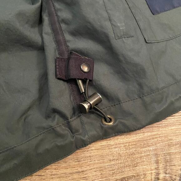 Lanvin Men's size Medium Gray / Green Silk and Viscose Hooded Windbreaker Jacket - Picture 4 of 8